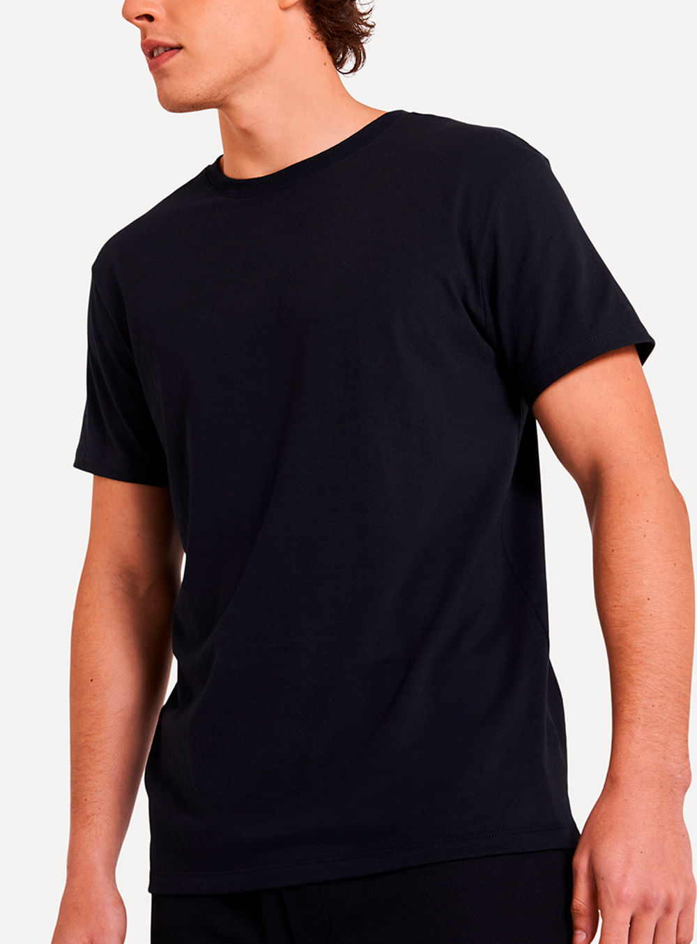 040-PRETO