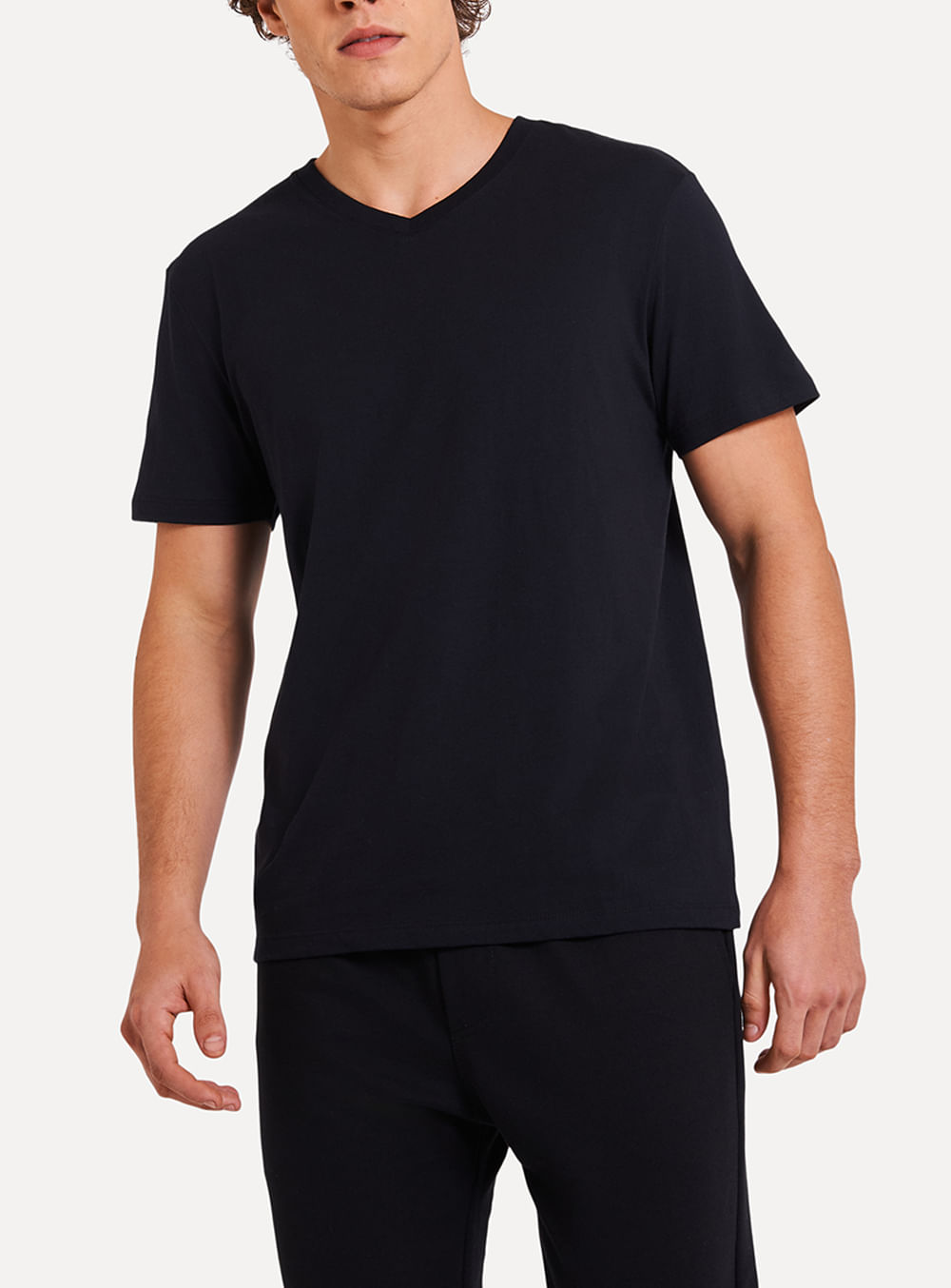 040-PRETO