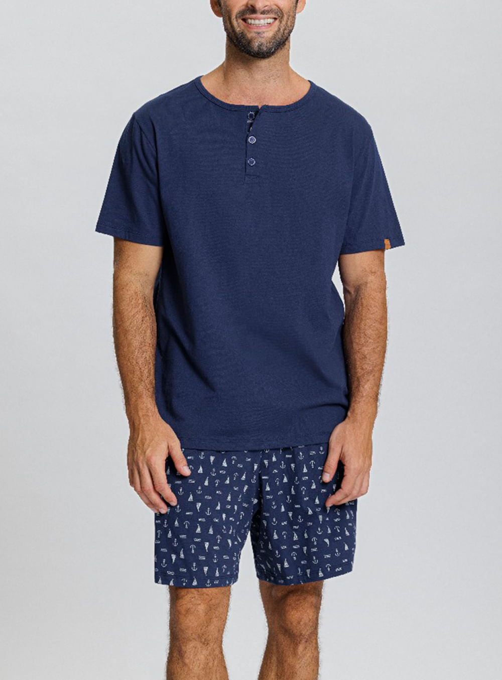MENS0131900_63670035-2
