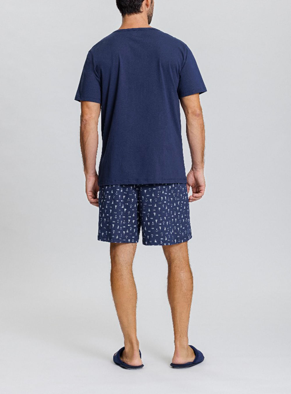MENS0131900_63670035-3